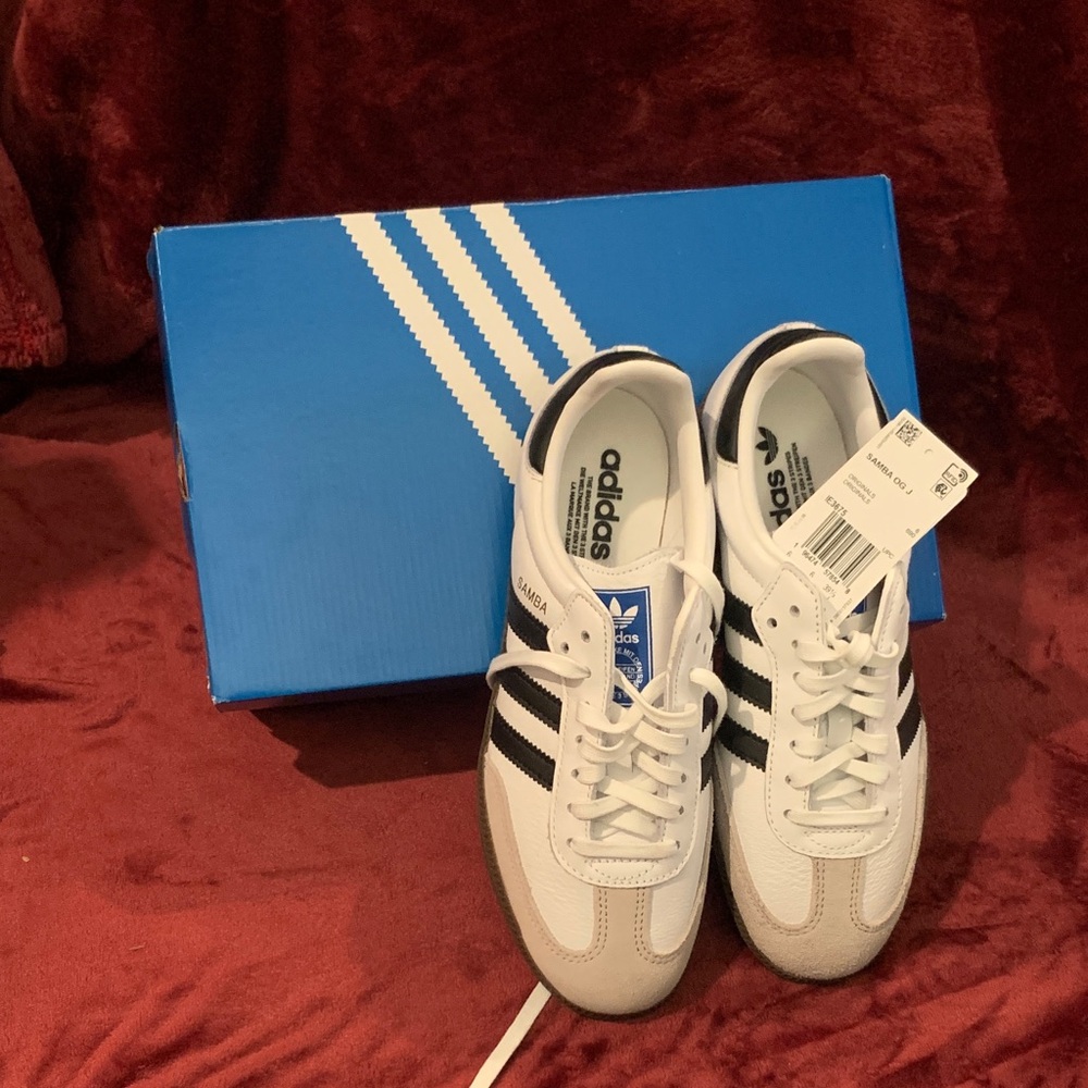 Adidas Men's White and Black Samba OG J Sneakers
